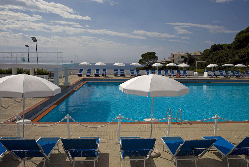 Punta San Martino Hotel Arenzano Exterior photo